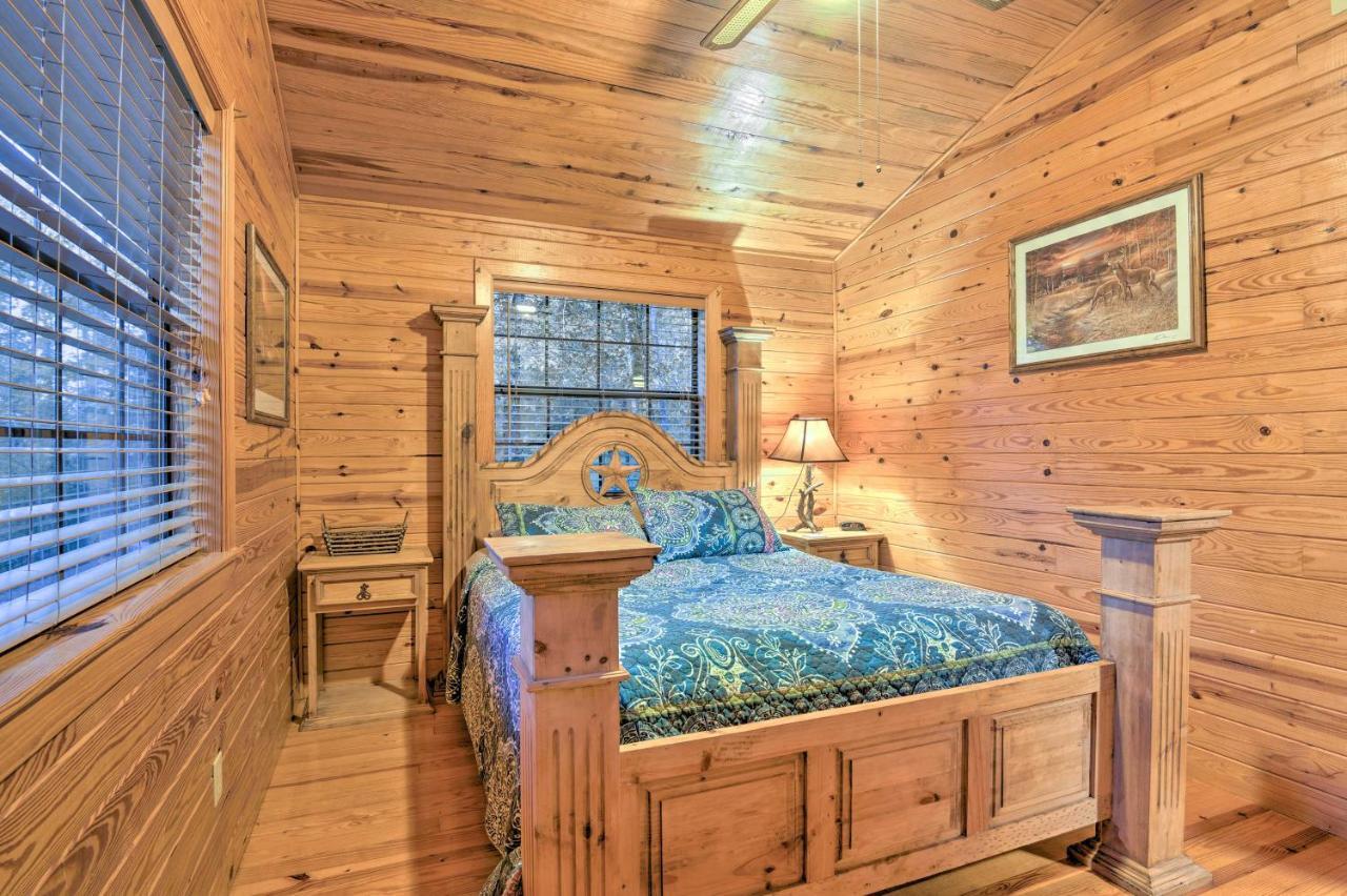 Villa Hochatown Hideaway With Hot Tub, Grill And Fire Pit! à Stephens Gap Extérieur photo